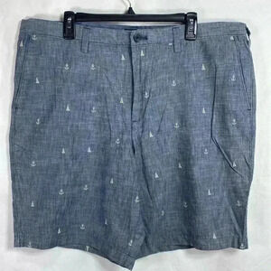 Banana Republic Mens Blue Aiden Shorts with Sailboats & Anchors.  Size 38.